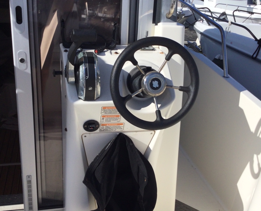 QUICKSILVER 755 PILOTHOUSE - Atlantiboat