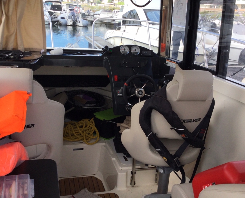 QUICKSILVER 755 PILOTHOUSE - Atlantiboat